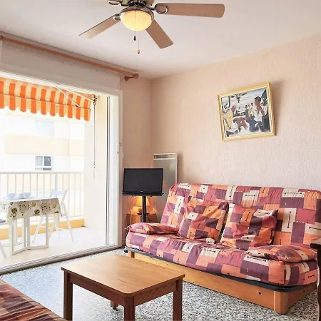 Studio Cabine, Piscine, Tennis, Parking, Proche Plage Et Commerces - Fr-1-251-481 Le Lavandou